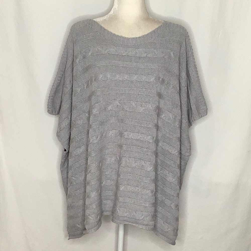 Old Navy Gray Cable-Knit Poncho Sweater Size M